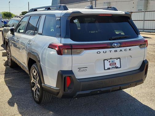 Crystal White Pearl 2026 Subaru Outback Touring XT