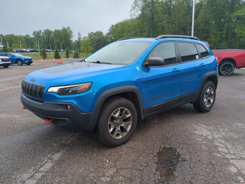 Hydro Blue Pearlcoat 2019 Jeep Cherokee Trailhawk 4x4
