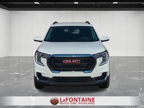 Summit White 2023 GMC Terrain SLE
