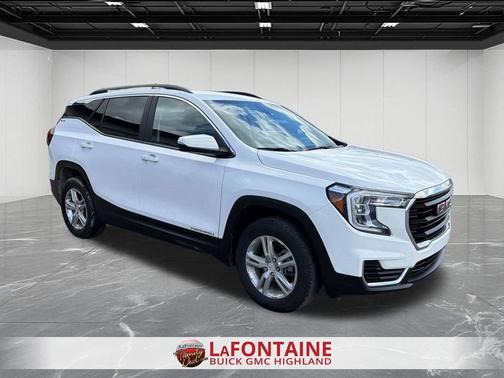 Summit White 2023 GMC Terrain SLE