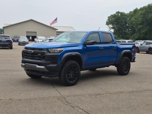 Glacier Blue Metallic 2023 Chevrolet Colorado Trail Boss