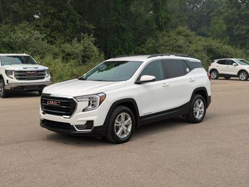 Summit White 2024 GMC Terrain SLE