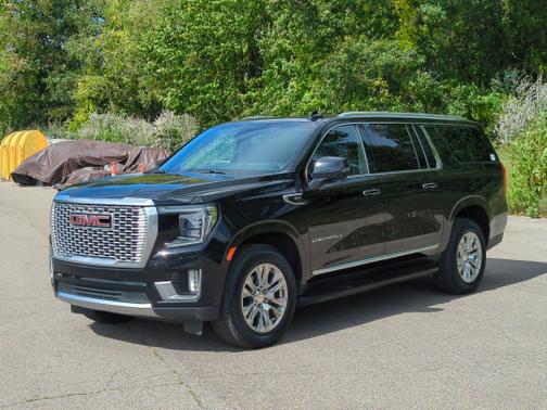 Onyx Black 2021 GMC Yukon XL Denali