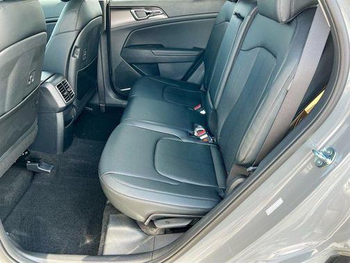 Wolf Gray 2026 Kia Sportage EX