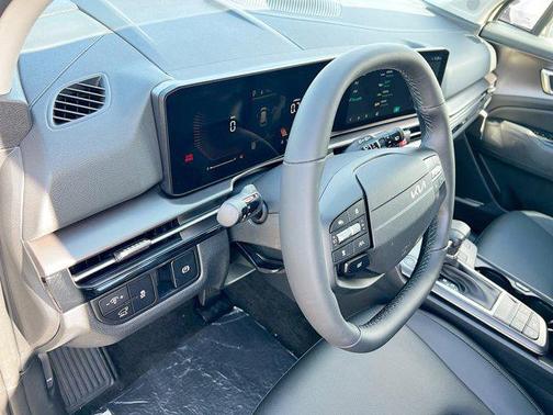 Wolf Gray 2026 Kia Sportage EX