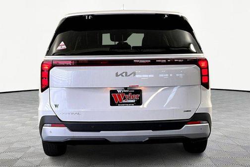 Snow White Pearl 2026 Kia Carnival Hybrid LXS