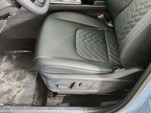 Heritage Blue 2026 Kia Sportage X-Line