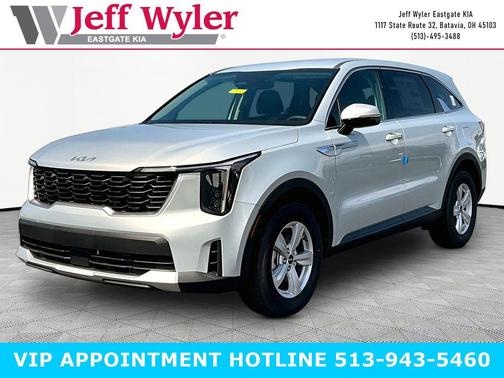 Ivory Silver 2026 Kia Sorento LX