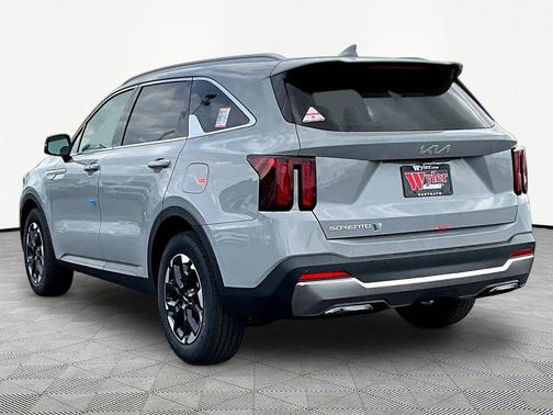 Wolf Gray 2026 Kia Sorento S