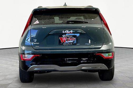 Cityscape Green 2026 Kia Niro EV Wind