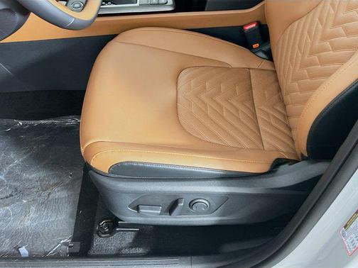 Wolf Gray 2026 Kia Sportage X-Line