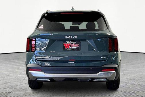 Cityscape Green 2026 Kia Sorento Hybrid EX