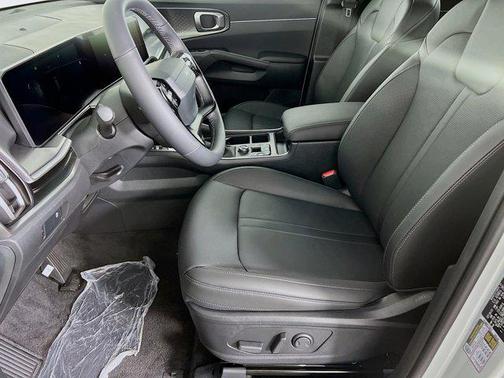 Ivory Silver 2026 Kia Sorento S