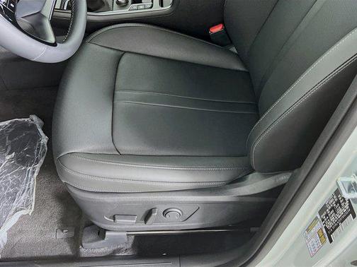 Ivory Silver 2026 Kia Sorento S