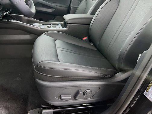 Aurora Black Pearl 2026 Kia Sorento Hybrid EX