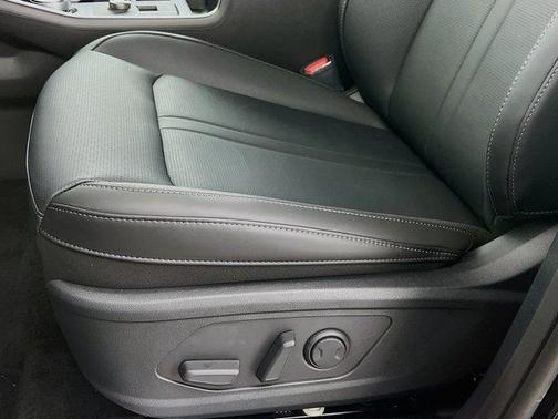 Aurora Black Pearl 2026 Kia Sorento Hybrid EX