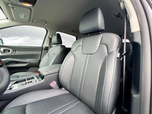 Cityscape Green 2026 Kia Sorento Hybrid EX