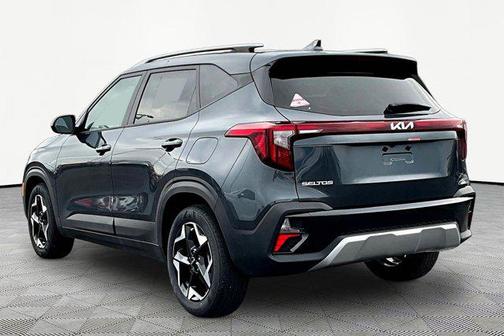 Gravity Gray 2026 Kia Seltos S
