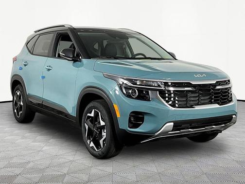 Pluton Blue/Black Roof 2026 Kia Seltos S