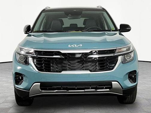 Pluton Blue/Black Roof 2026 Kia Seltos S
