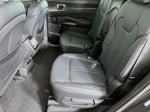 Interstellar Gray 2026 Kia Sorento Hybrid SX Prestige