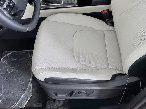 Panthera Metal Gray 2026 Kia Sportage EX