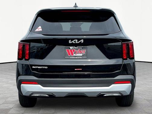 Ebony Black 2026 Kia Sorento LX