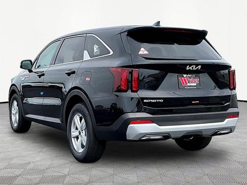 Ebony Black 2026 Kia Sorento LX