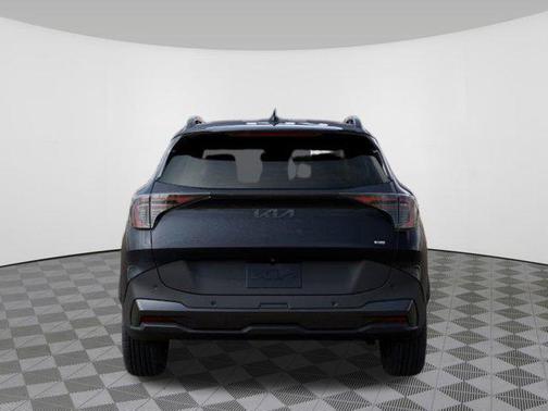Panthera Metal Gray 2026 Kia Sportage X-Line