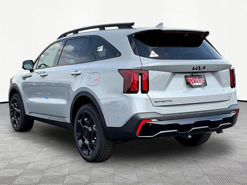 Wolf Gray 2026 Kia Sorento SX