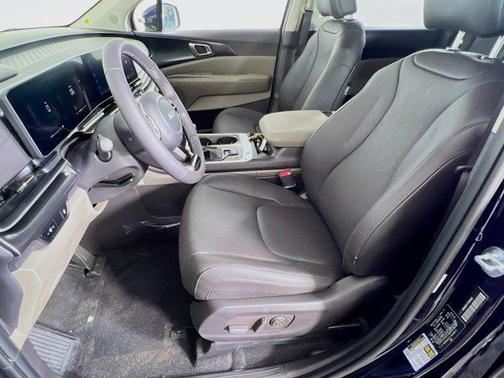 Deep Chroma Blue 2026 Kia Carnival LXS