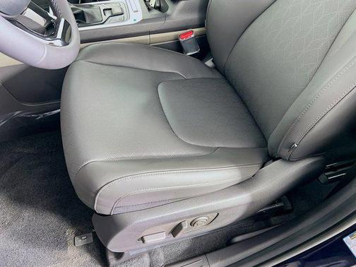 Deep Chroma Blue 2026 Kia Carnival LXS