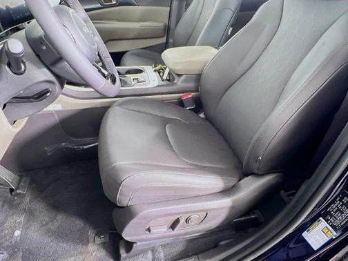 Deep Chroma Blue 2026 Kia Carnival LXS
