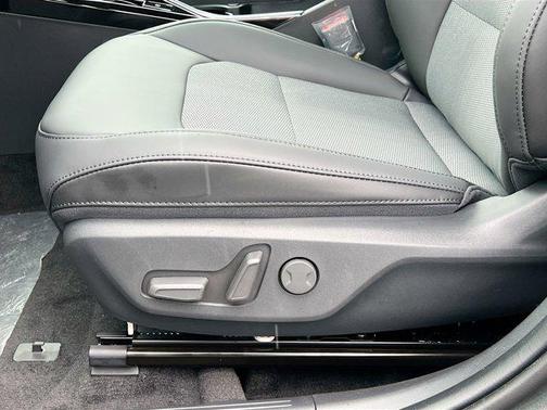 Interstellar Gray 2026 Kia Niro EV Wind