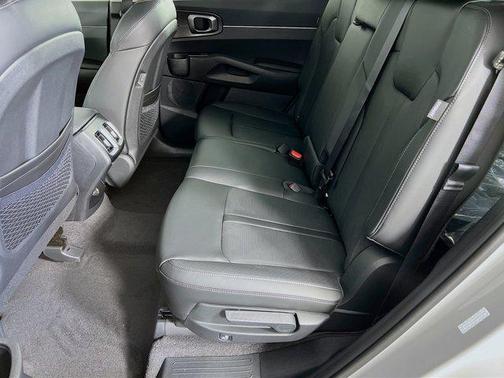 Wolf Gray 2026 Kia Sorento S