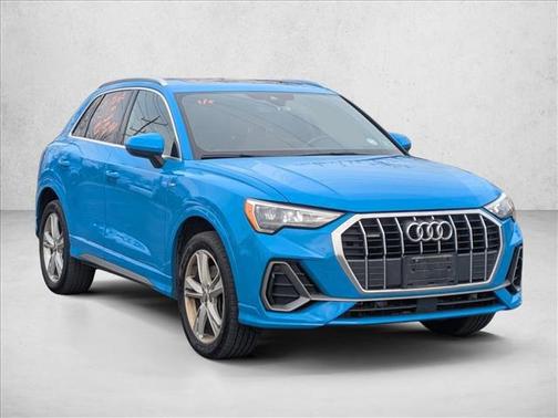 2020 Audi Q3 45 S line Premium
