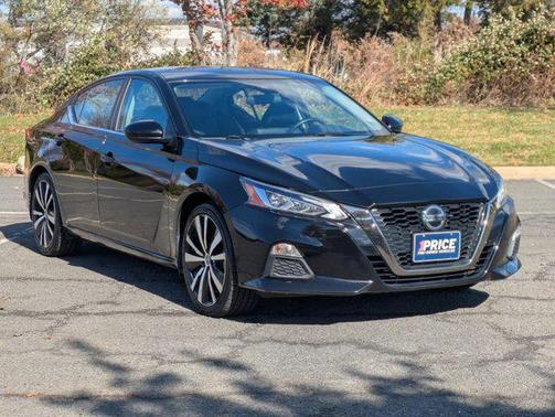 2021 Nissan Altima SR FWD