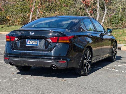 2021 Nissan Altima SR FWD