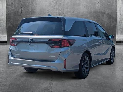 2025 Honda Odyssey Touring
