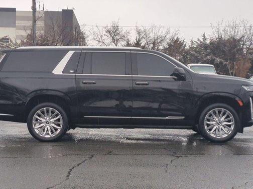 2024 Cadillac Escalade ESV Premium Luxury