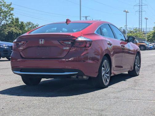 Radiant Red Metallic 2022 Honda Insight Touring