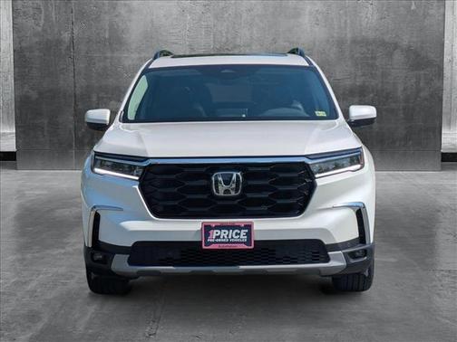 2024 Honda Pilot Touring 8-Passenger