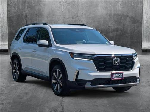 2024 Honda Pilot Touring 8-Passenger