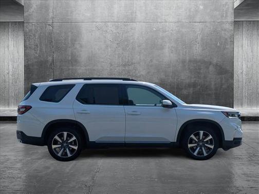 2024 Honda Pilot Touring 8-Passenger