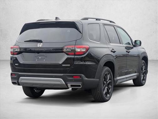 2025 Honda Pilot Touring 8-Passenger