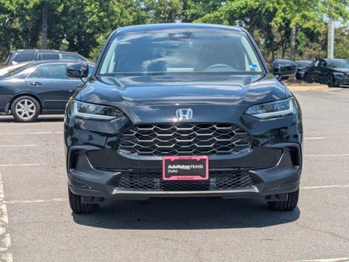 Crystal Black Pearl 2027 Honda HR-V LX