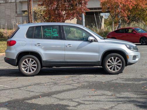 2014 Volkswagen Tiguan Auto SE