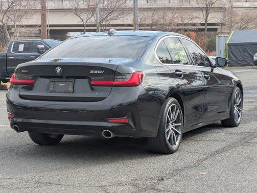 2021 BMW 330 xDrive
