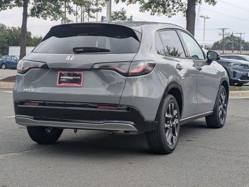 Urban Gray Pearl 2027 Honda HR-V EX-L