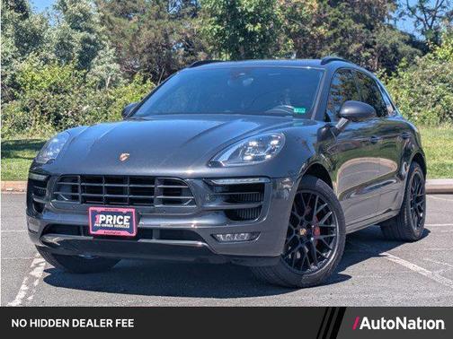 Volcano Grey Metallic 2017 Porsche Macan Macan GTS